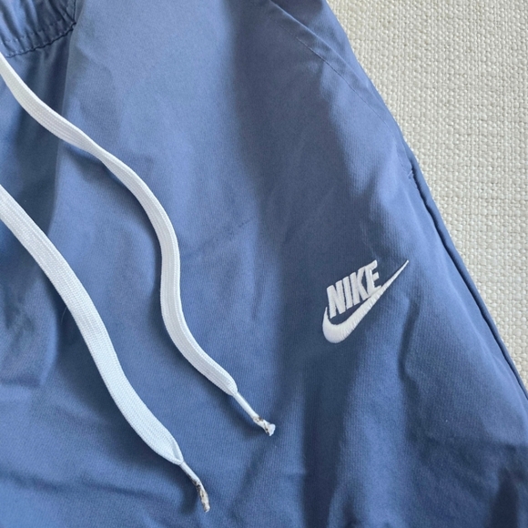Nike Club Woven Tapered-Leg Pants Light Blue Medium Joggers Twill Streetwear Men - Picture 6 of 9